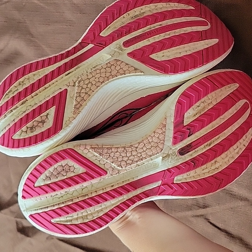 Saucony Pink Athletic Shoes - Picture 9 of 9